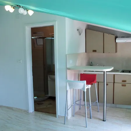 Studio Premantura 7262d Apartment